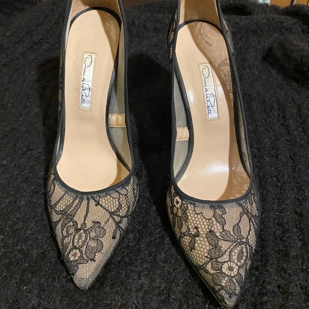 Couture Oscar de la Renta Lace Heels